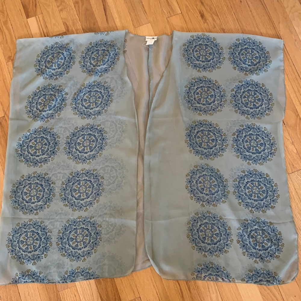 Natural Life silk look OSFM kimono sage green w/vertical denim/olive florets